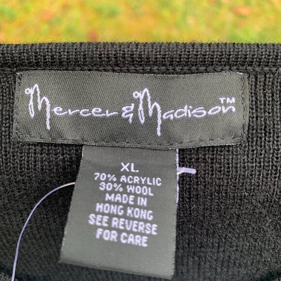 Mercer Madison Black Floral  Sweater Size XL - Picture 2 of 4